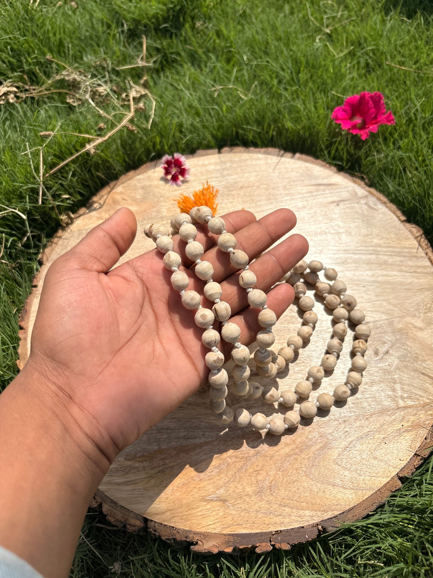 108+1 Beats Pure Tulsi se nirmit Japa mala