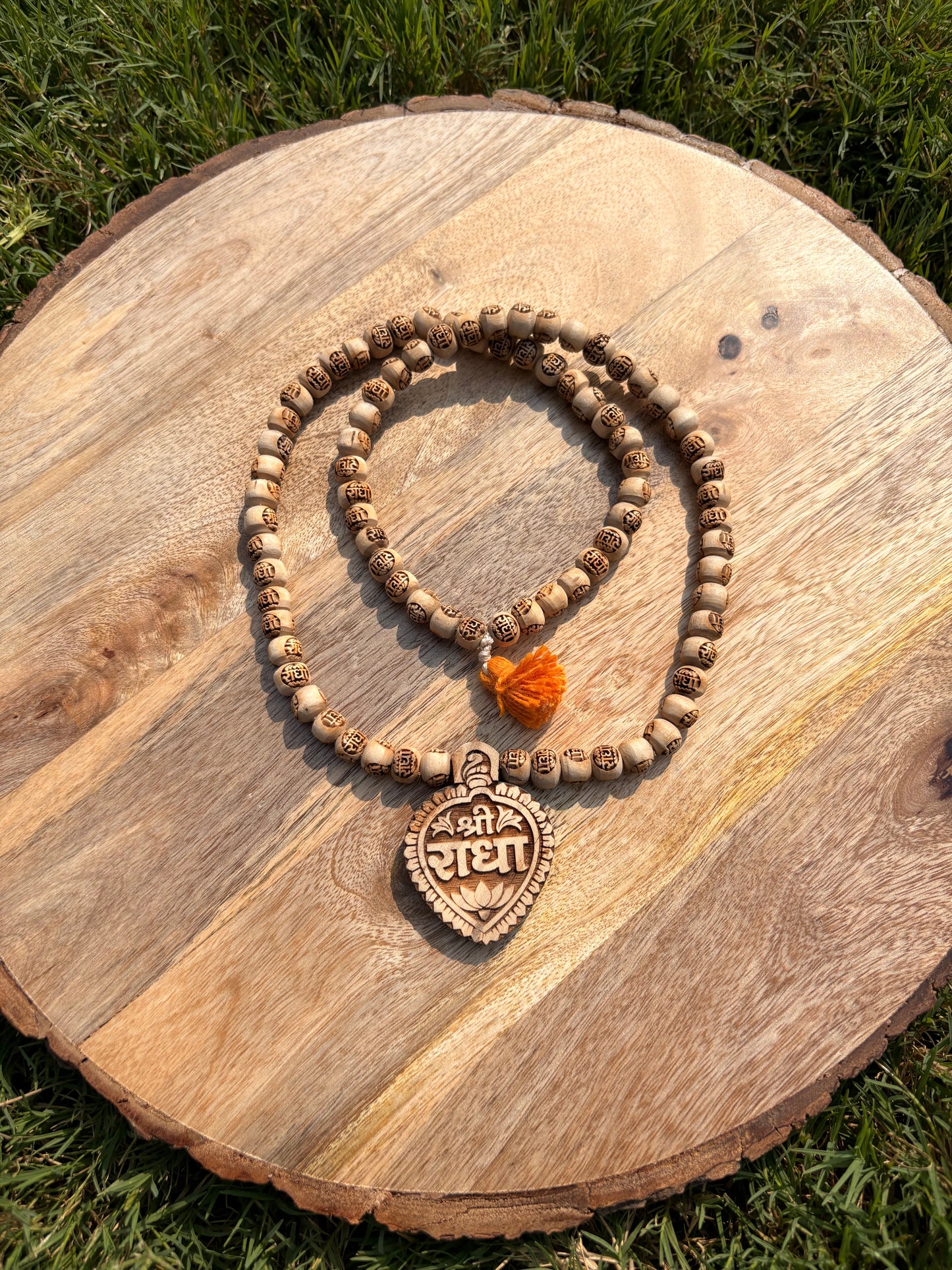 1 Round Radha Pure mala & Pure Tulsi se nirmit Shree Radha naam locket