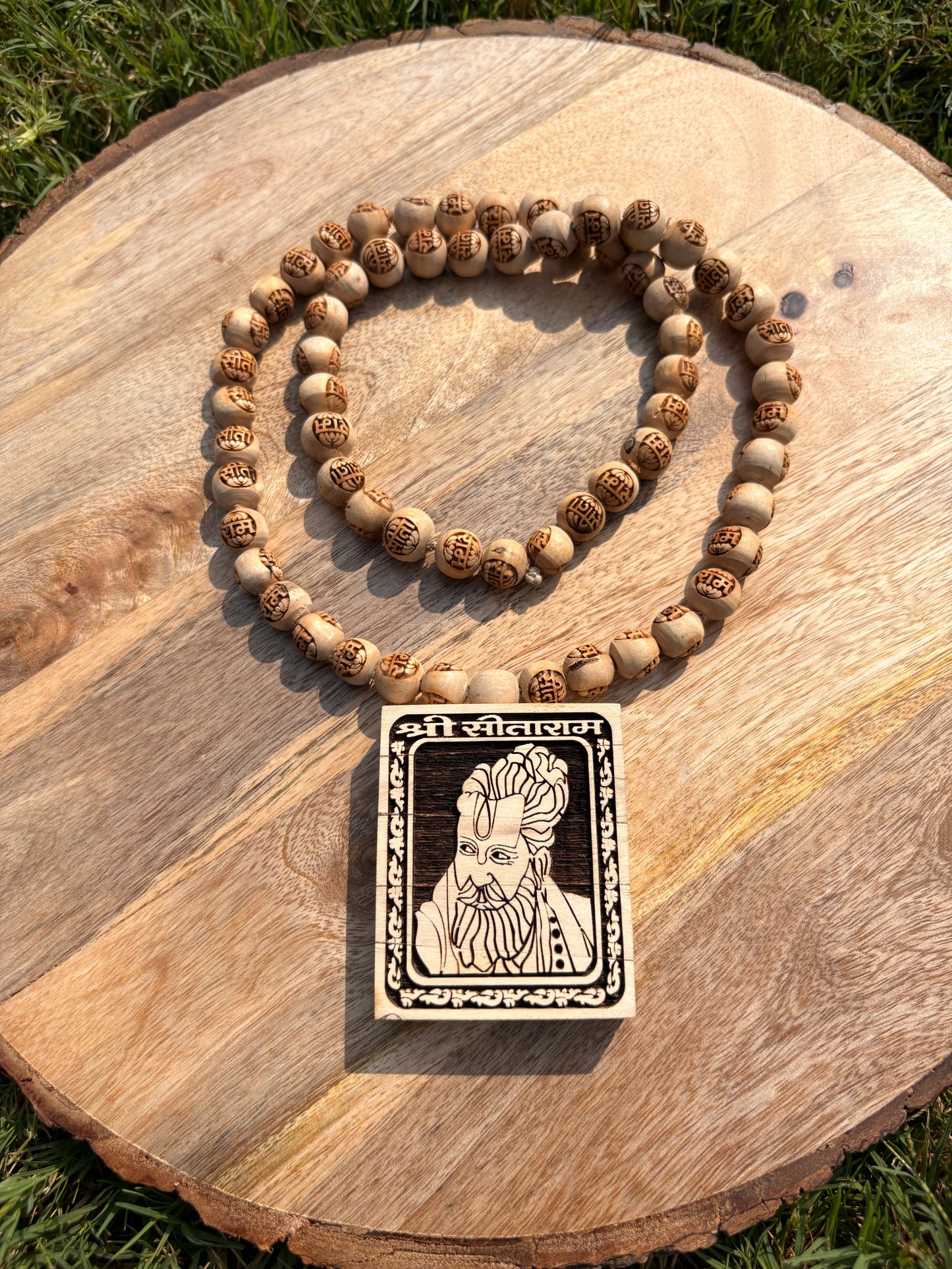 Pure Tulsi mala Sitaram naam & Pure Tulsi se nirmit Rajendra Das Maharaj ji locket ￼
