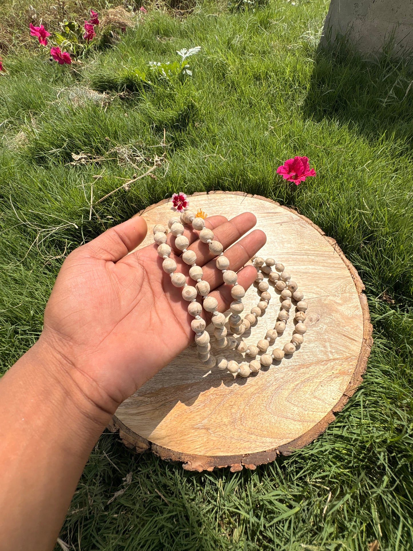 108+1 Beats Pure Tulsi se nirmit Japa mala
