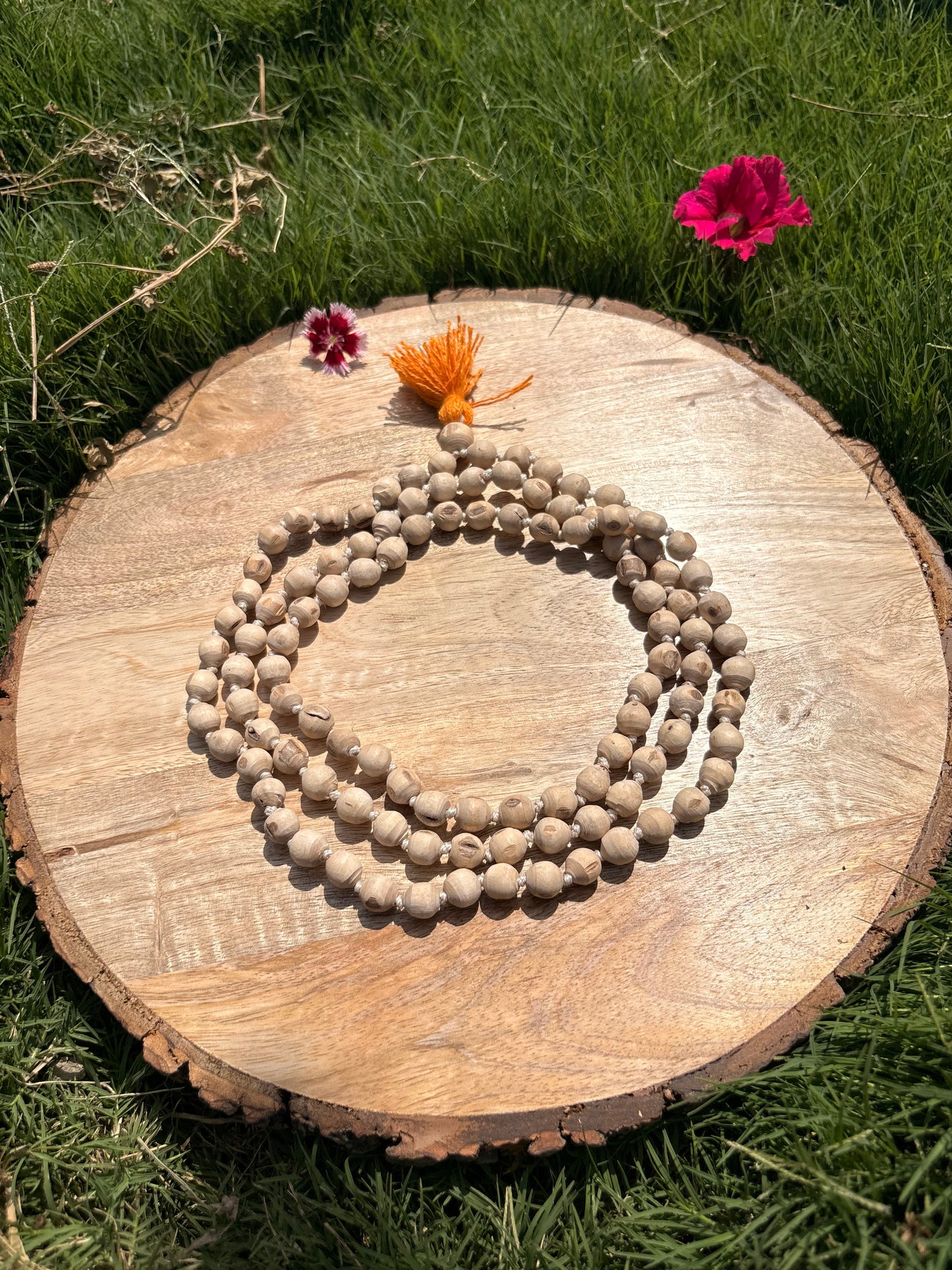 108+1 Beats Pure Tulsi se nirmit Japa mala