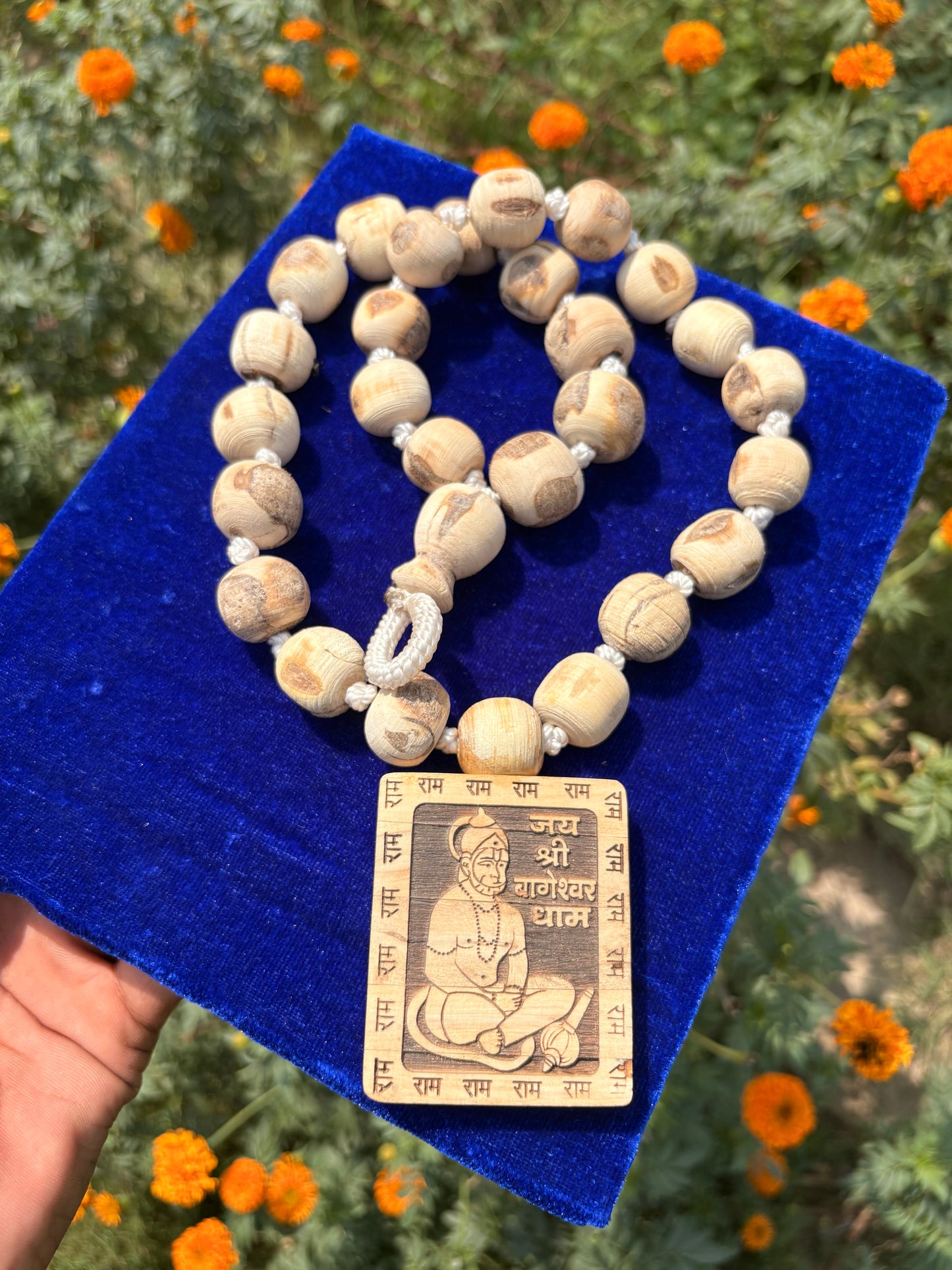 Pure Tulsi se nirmit big size mala & pure Tulsi se nirmit Hanuman ji ka locket