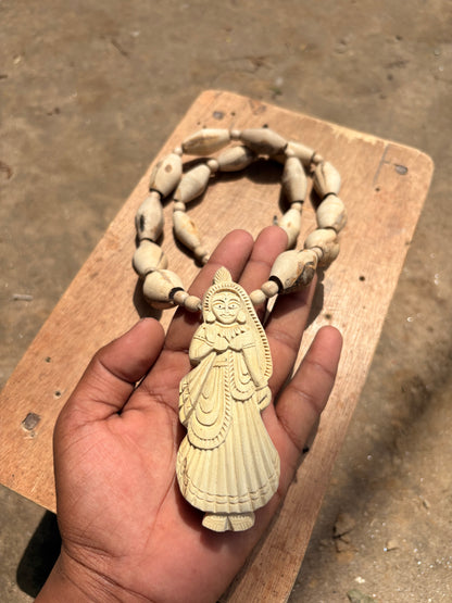 Pure Tulsi se nirmit big size mala & Radha rani ji ka locket