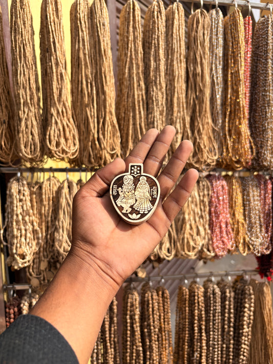 Pure Tulsi se nirmit Radhakrishna locket
